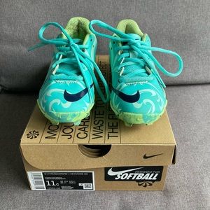 Nike Hyperdiamond 4 Keystone Softball Cleats 11C Turquoise Girls Kids